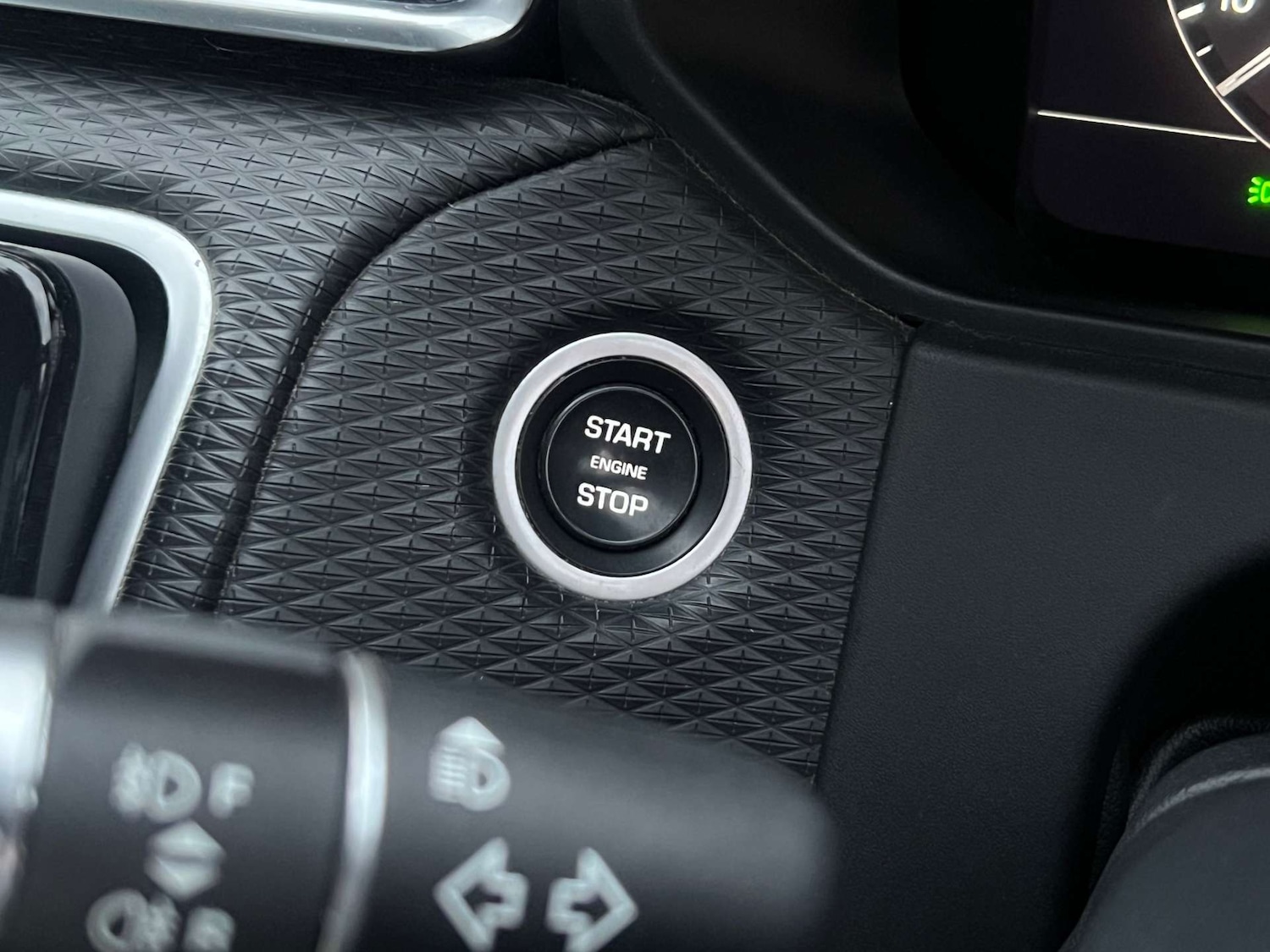 Used Land Rover Range Rover Velar 2018 for sale - 77328552: Photo 27