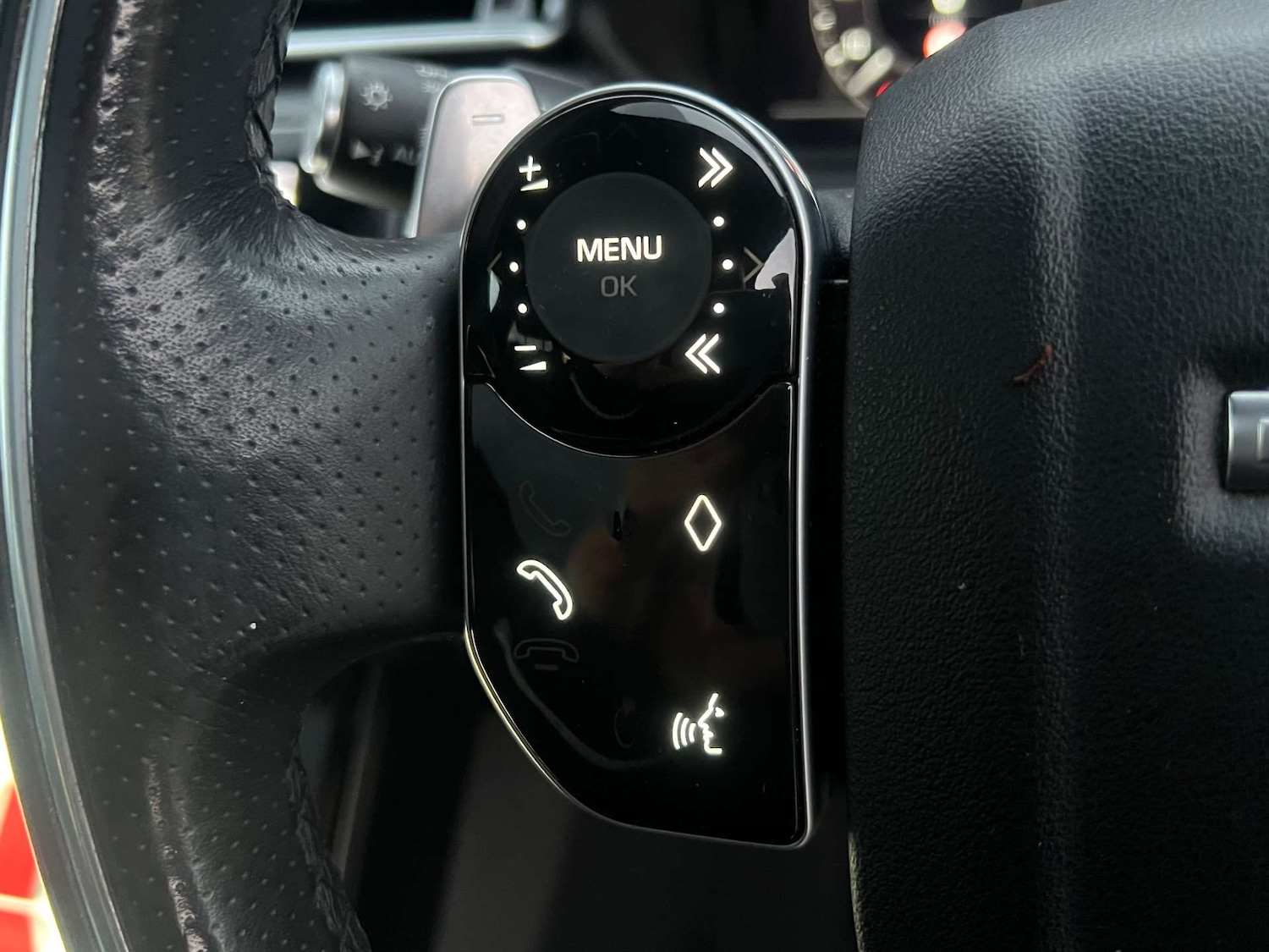 Used Land Rover Range Rover Velar 2018 for sale - 77328552: Photo 29