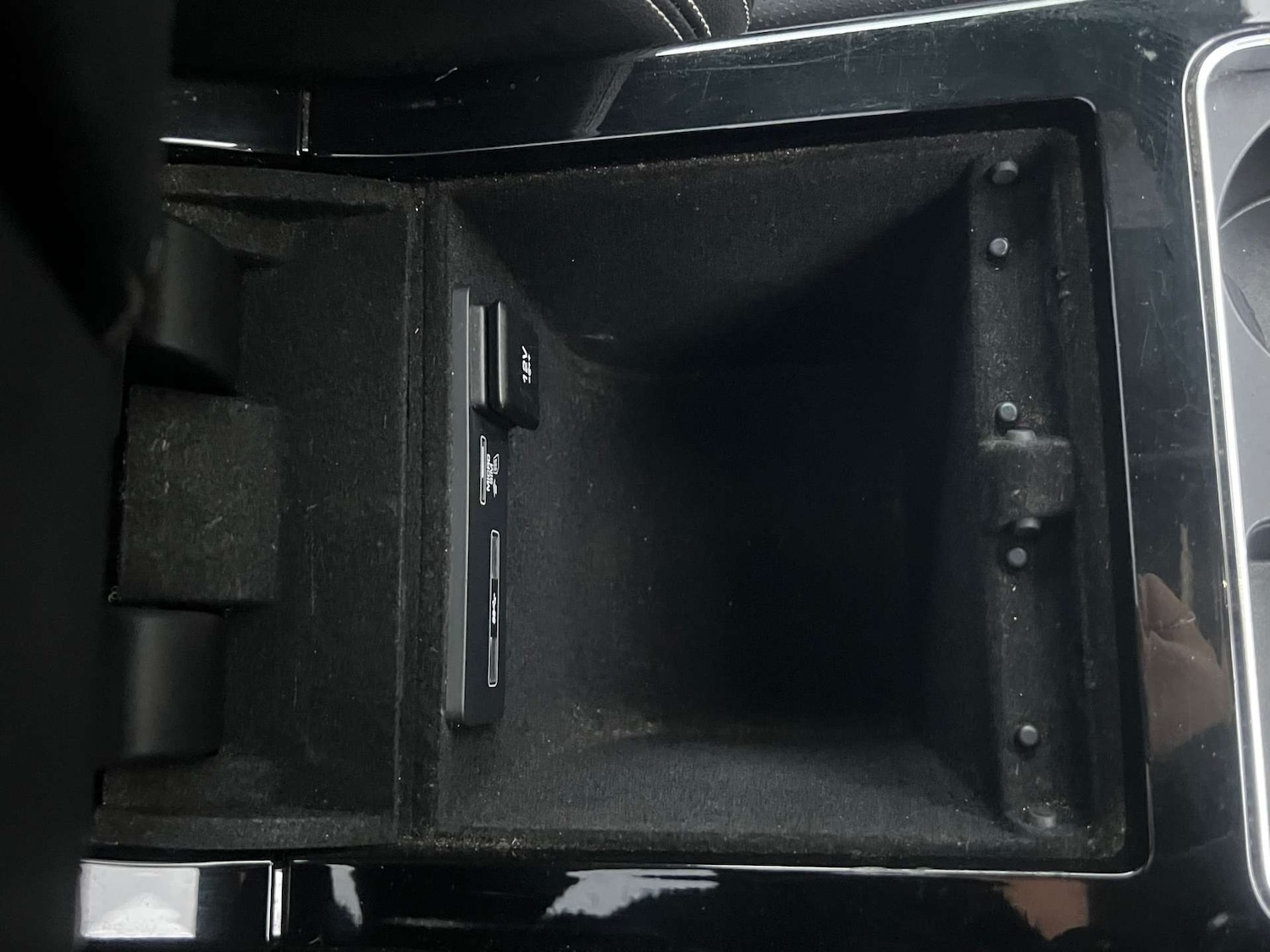 Used Land Rover Range Rover Velar 2018 for sale - 77328552: Photo 41