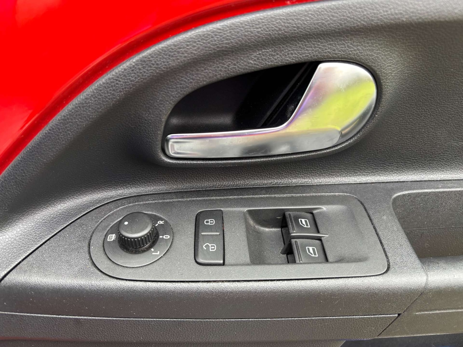 Used Volkswagen up! 2015 for sale - 77581127: Photo 16