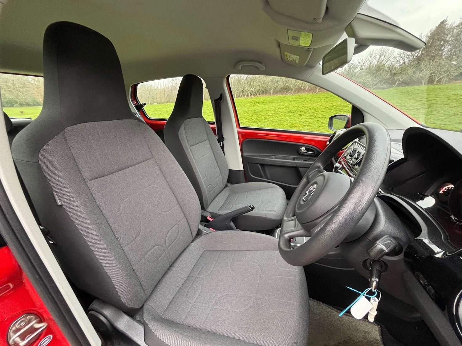 Used Volkswagen up! 2015 for sale - 77581127: Photo 19