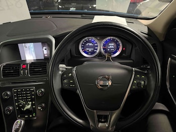Used Volvo XC60 2026 for sale - 79437501: Photo