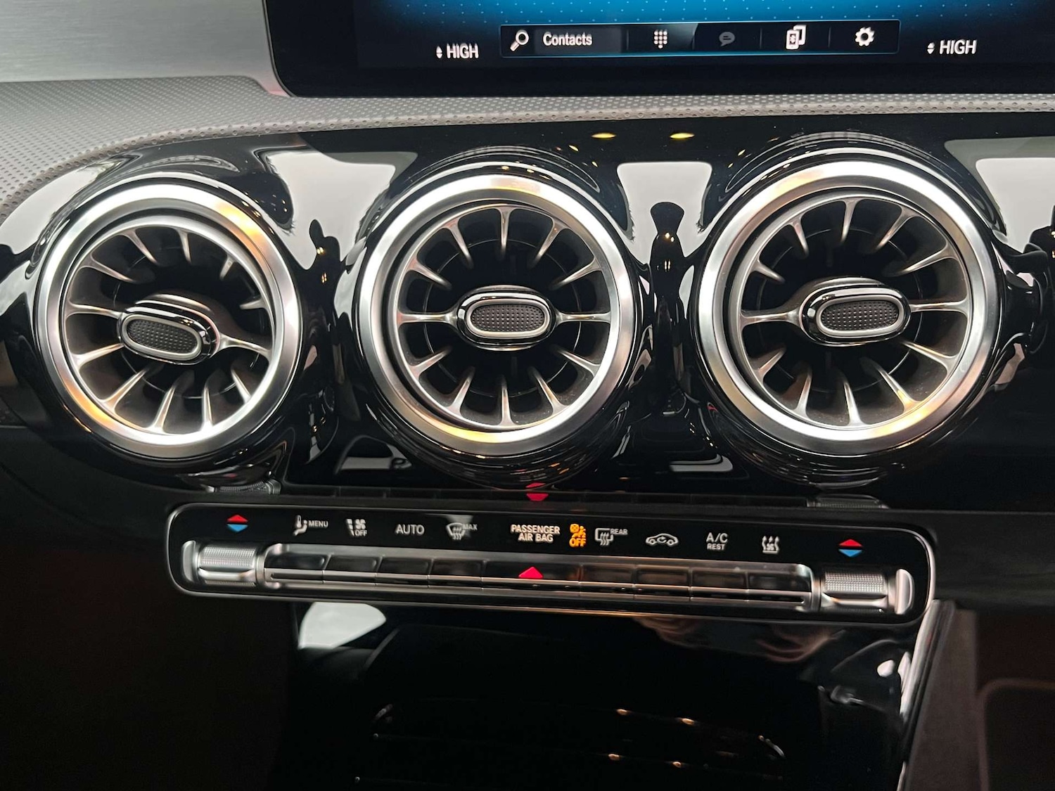 Used Mercedes-Benz CLA 2021 for sale - 76776827: Photo 35