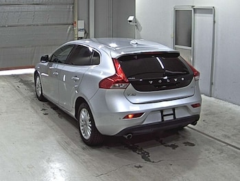 Used Volvo V40 2016 for sale - 78176822: Photo