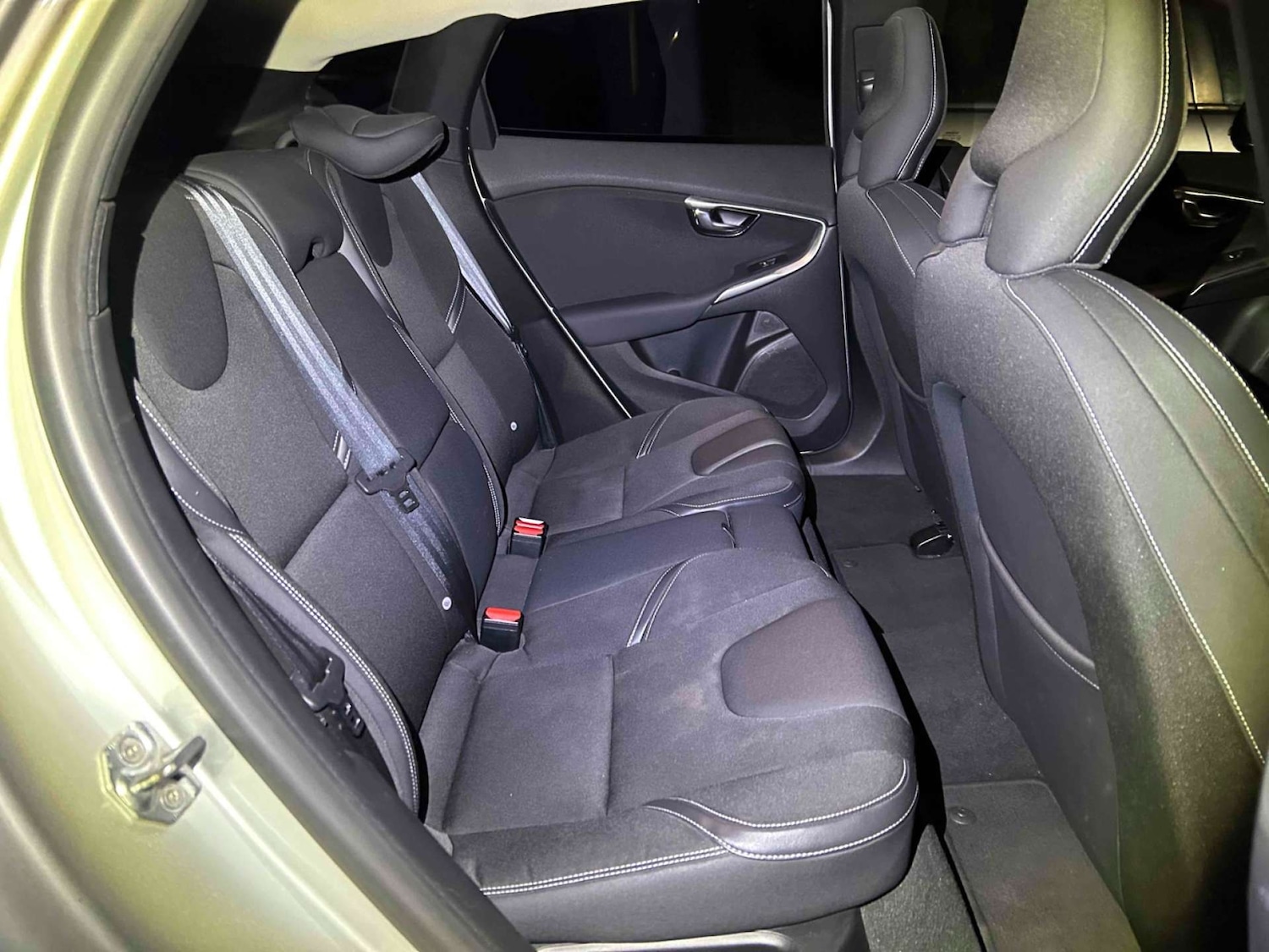 Used Volvo V40 2016 for sale - 78176822: Photo 8