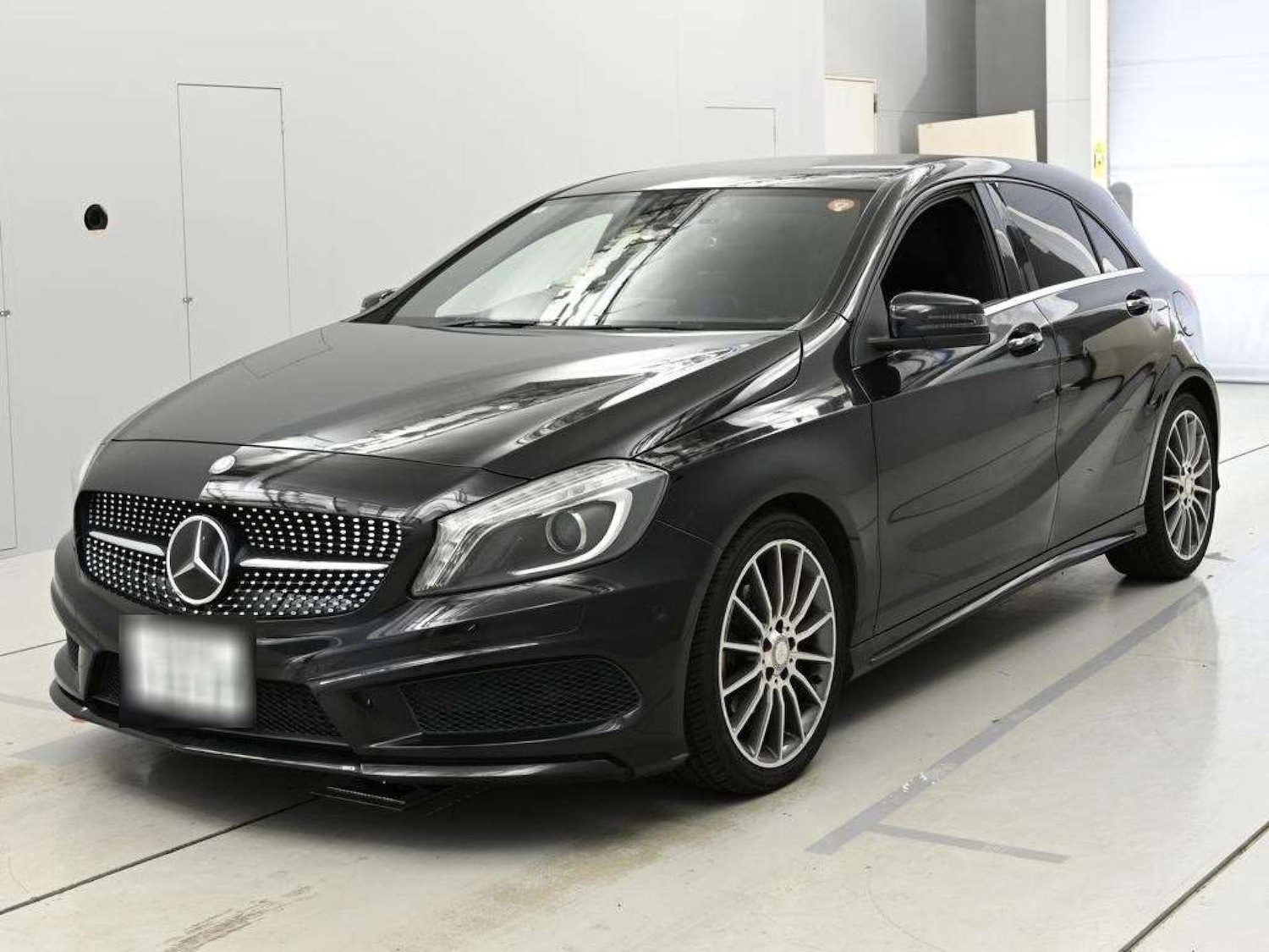 Used Mercedes-Benz A-Class 2014 for sale - 77872398: Photo 5