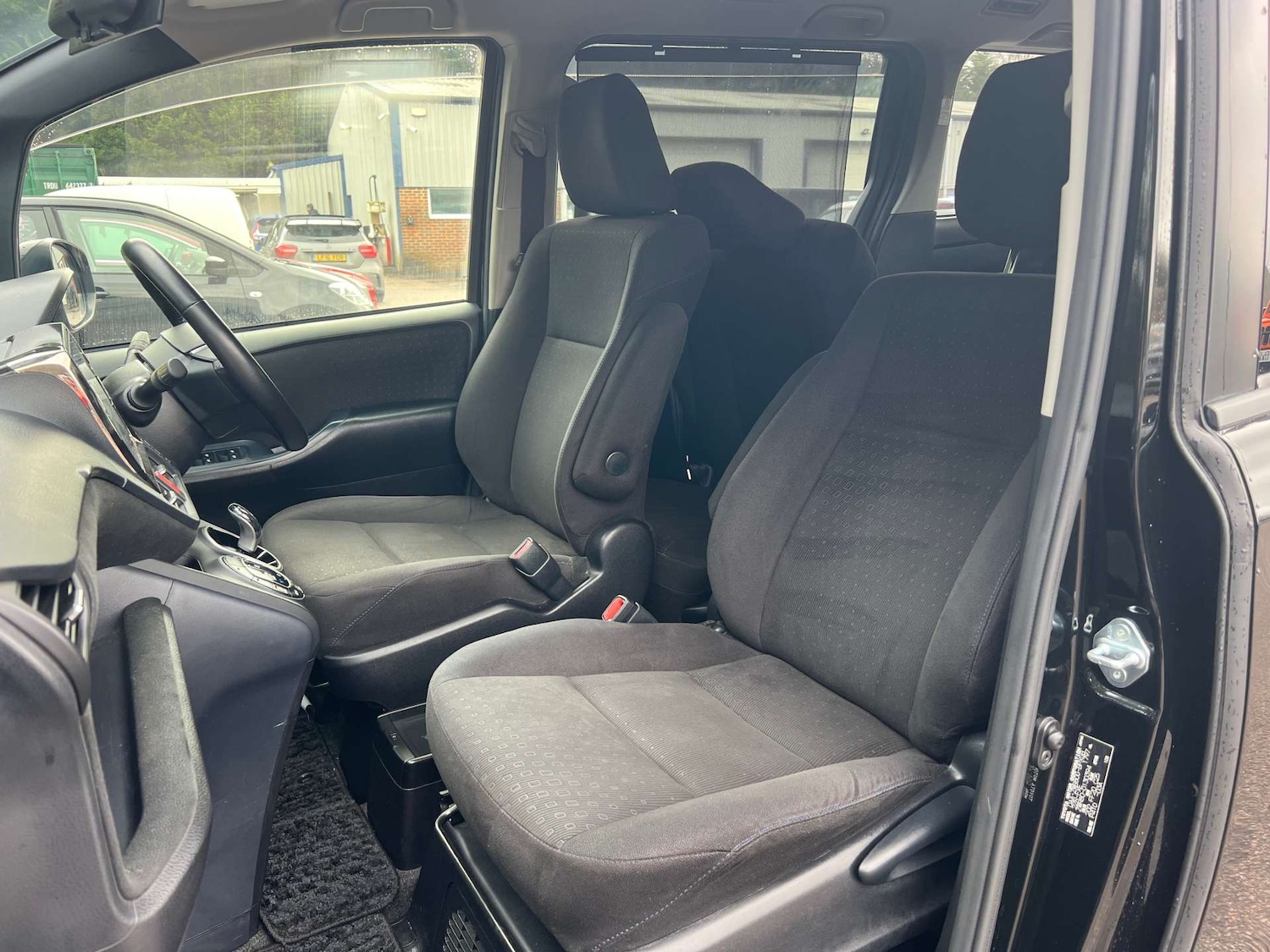 Used Toyota Voxy 2015 for sale - 78182034: Photo 21