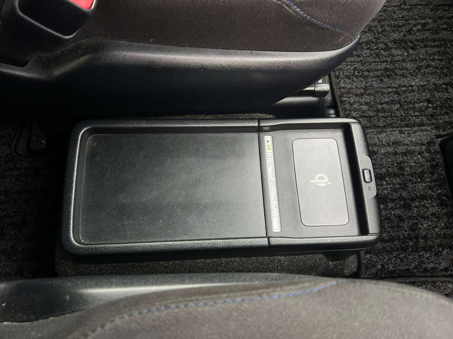 Used Toyota Voxy 2015 for sale - 78182034: Photo 36