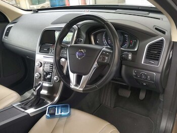 Used Volvo XC60 2015 for sale - 79437526: Photo