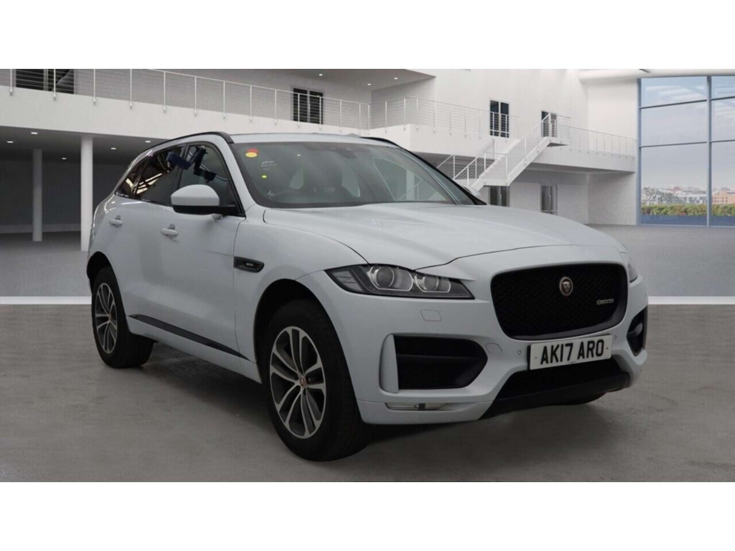 Used Jaguar F-Pace 2017 for sale - 77880456: Photo 1