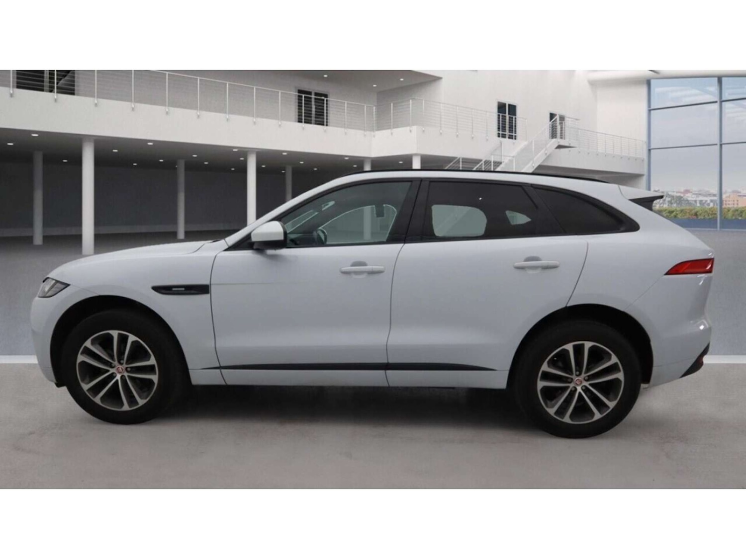 Used Jaguar F-Pace 2017 for sale - 77880456: Photo 6