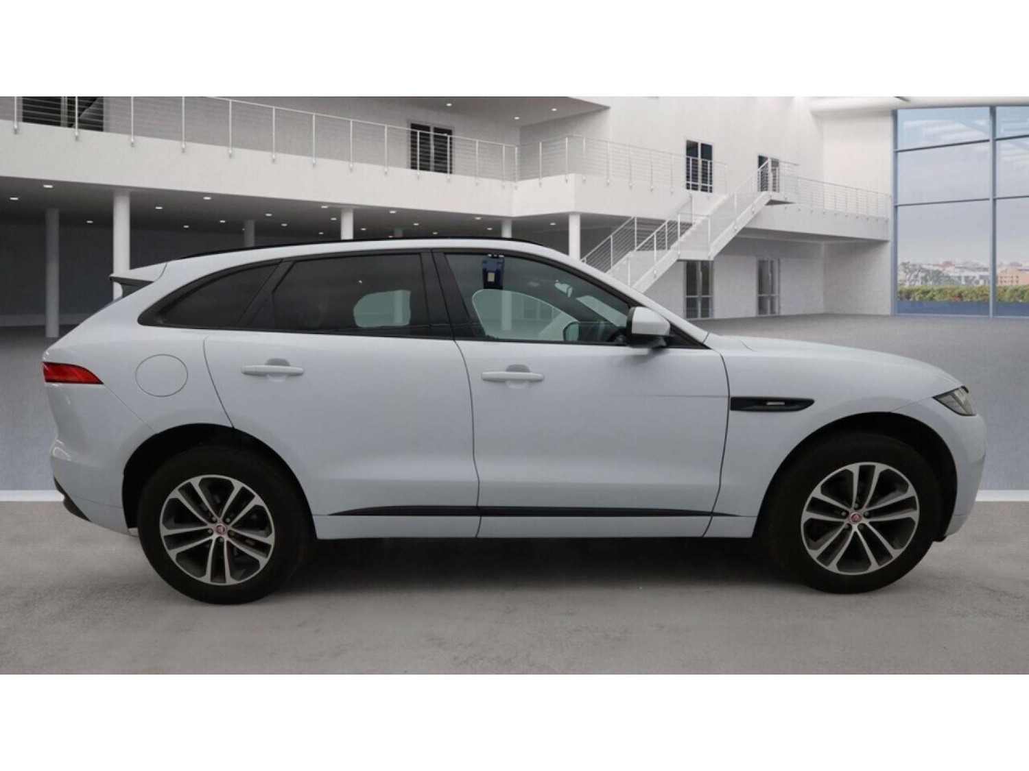 Used Jaguar F-Pace 2017 for sale - 77880456: Photo 8