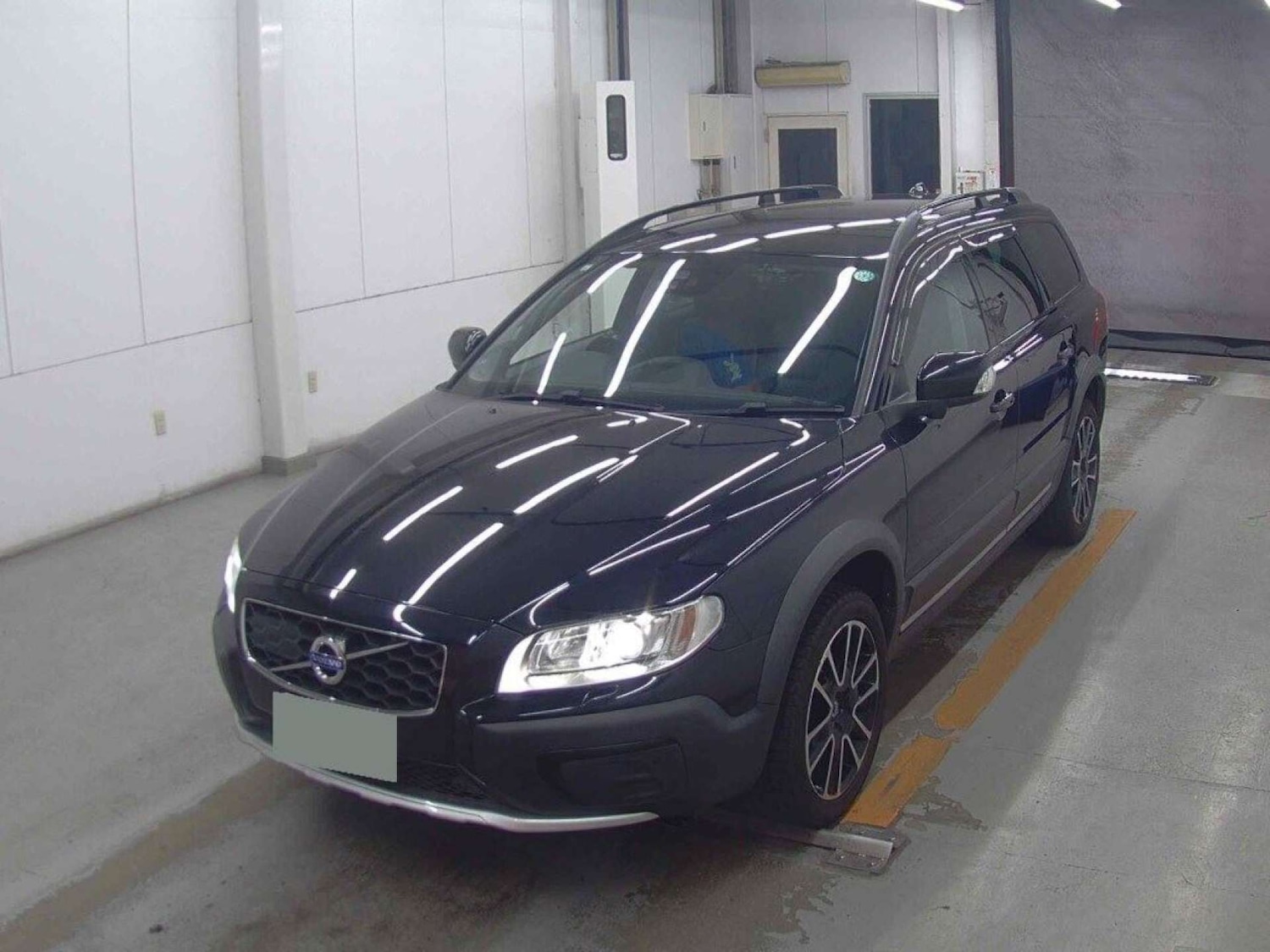 Used Volvo XC70 2015 for sale - 77364258: Photo 3