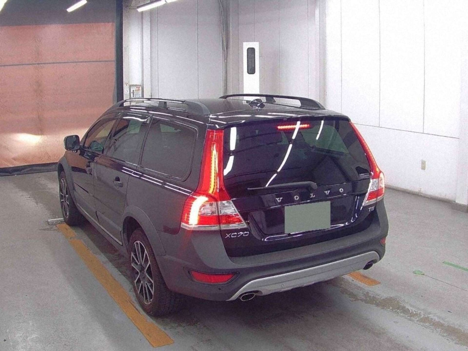 Used Volvo XC70 2015 for sale - 77364258: Photo 5