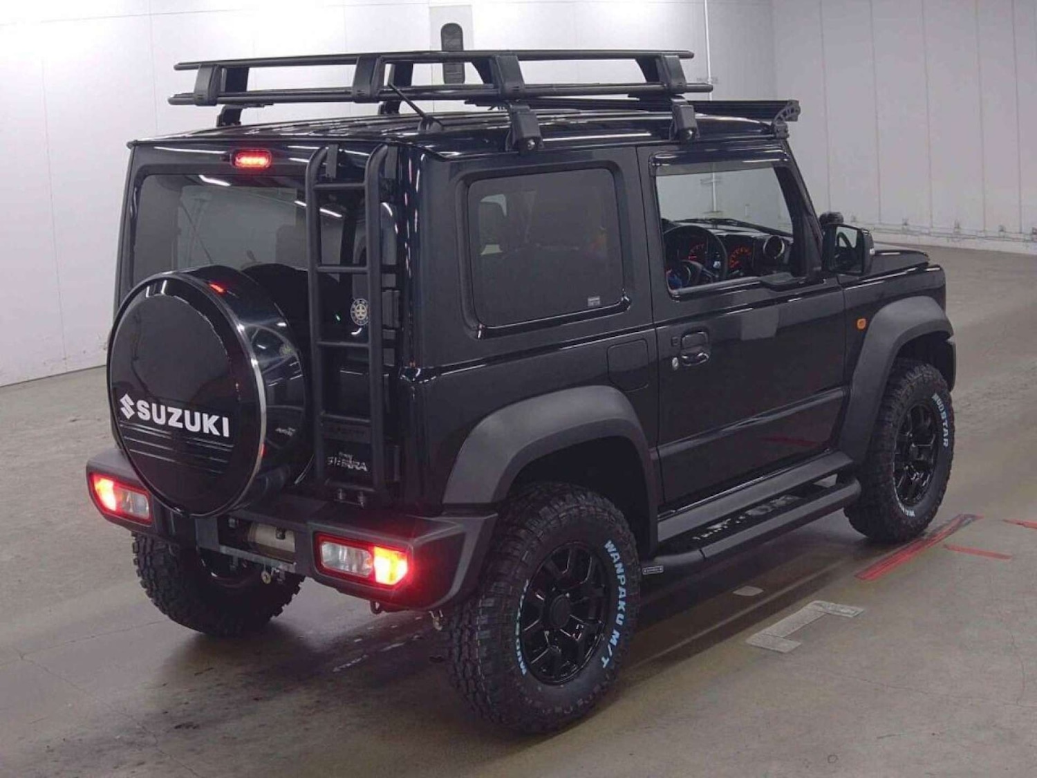 Used Suzuki Jimny 2019 for sale - 76959836: Photo 11