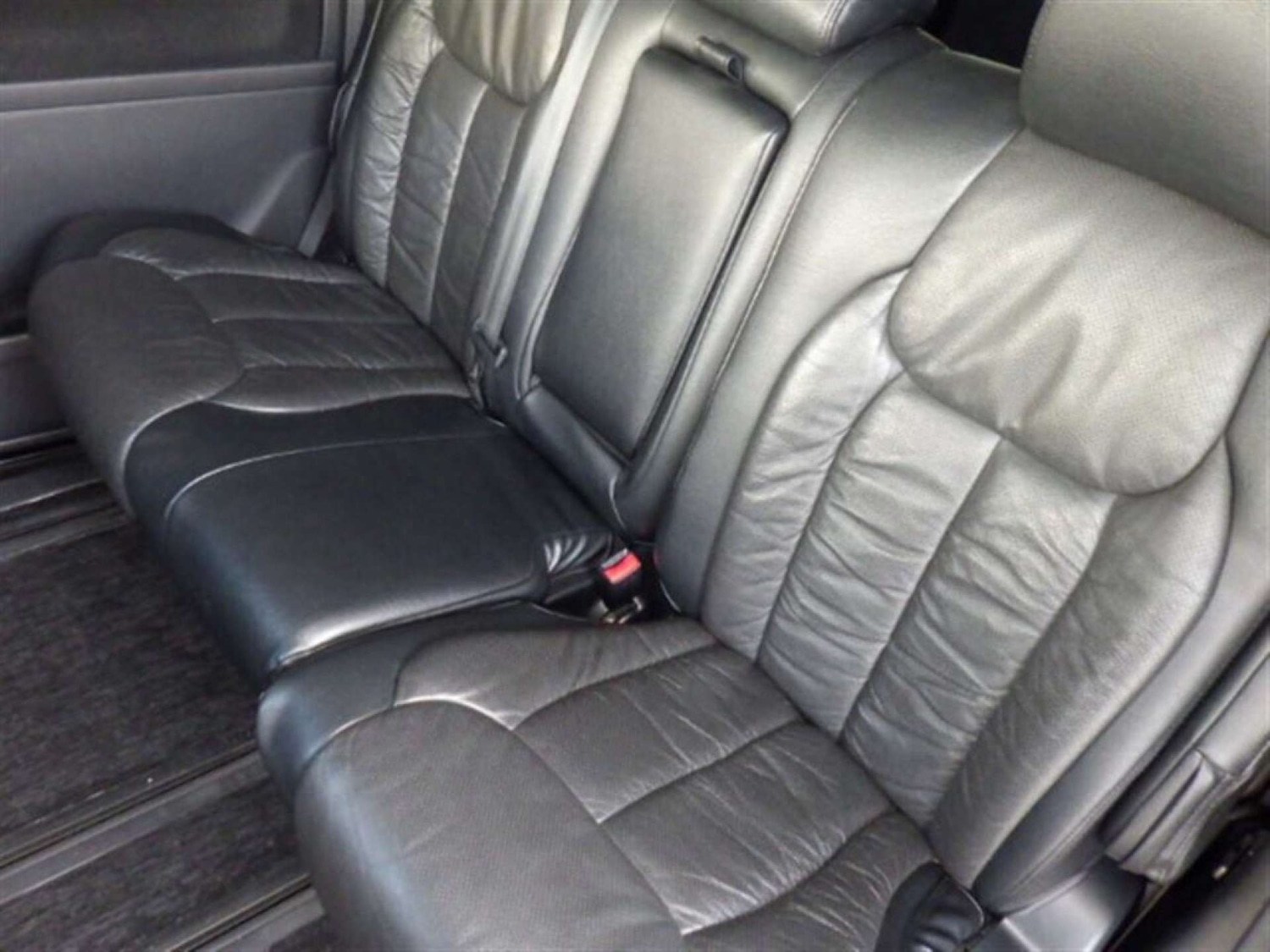 Used Toyota Vellfire 2013 for sale - 76983902: Photo 12