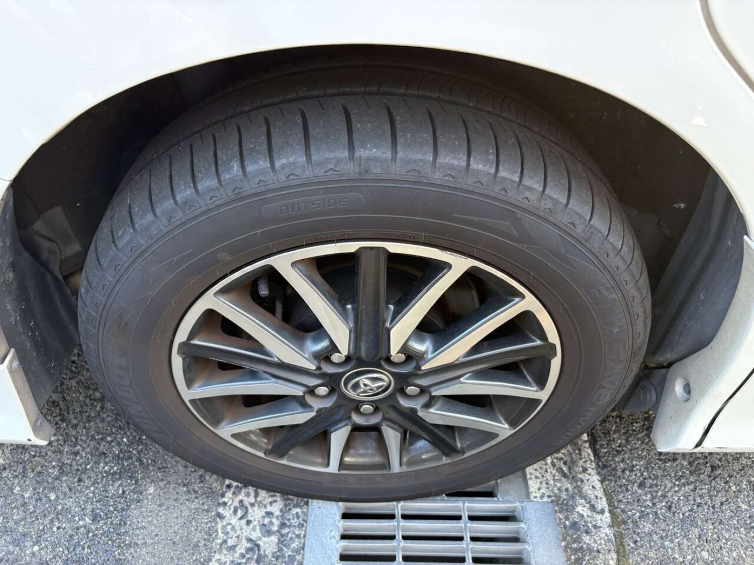 Used Toyota Voxy 2014 for sale - 76980024: Photo 15