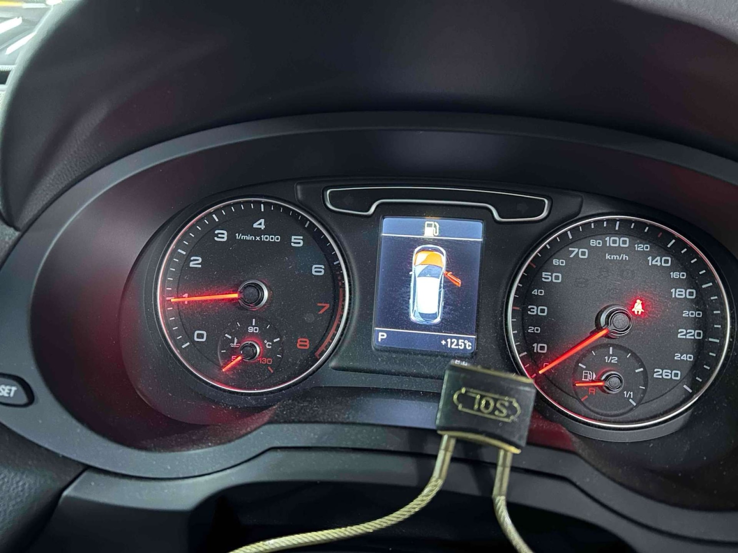 Used Audi Q3 2013 for sale - 77339235: Photo 19