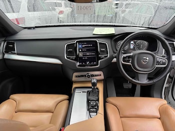 Used Volvo XC90 2016 for sale - 79437452: Photo