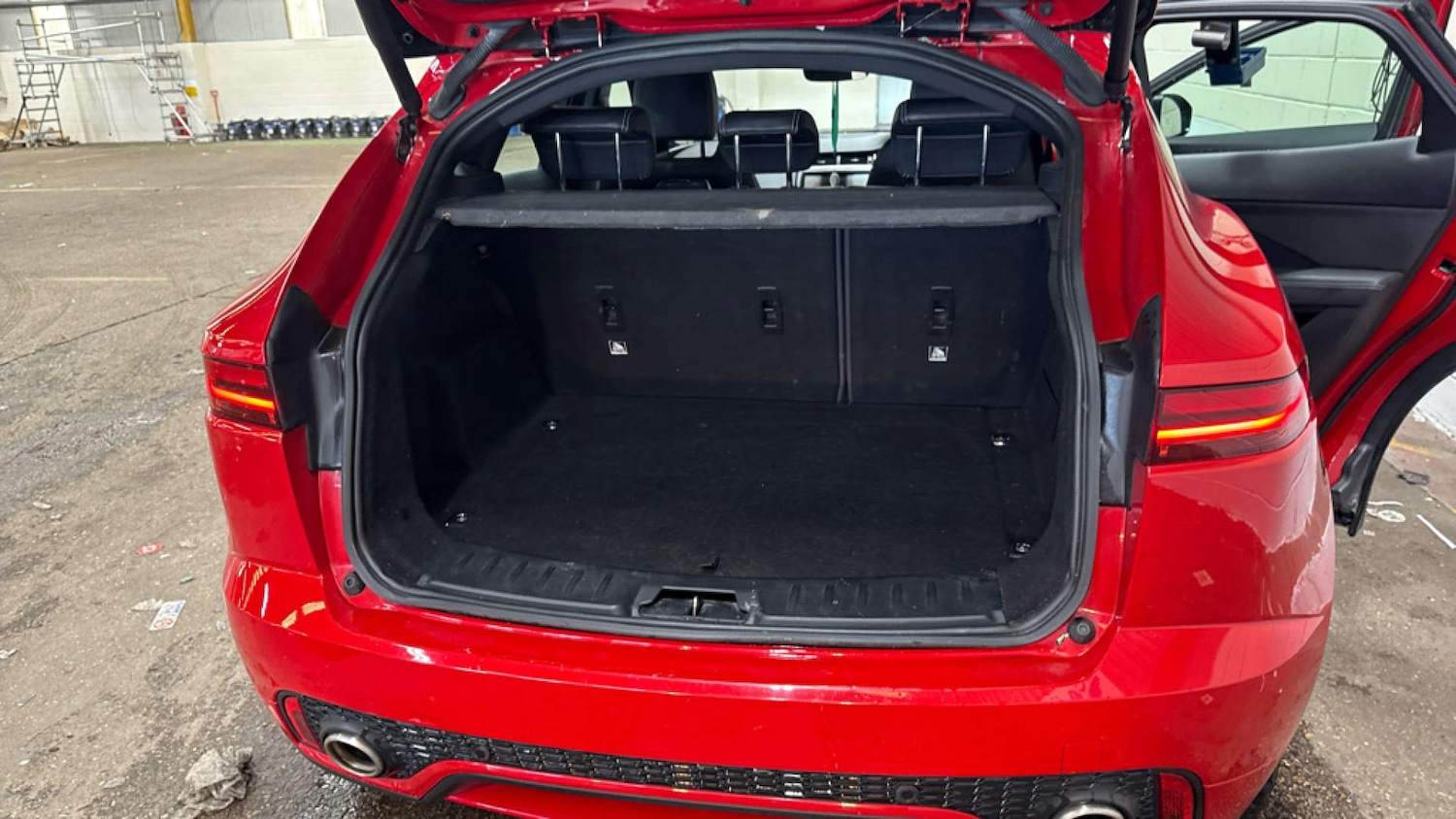 Used Jaguar E-Pace 2018 for sale - 76776992: Photo 12