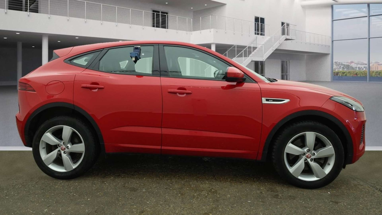 Used Jaguar E-Pace 2018 for sale - 76776992: Photo 9