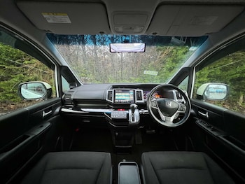 Used Honda Stepwagon 2014 for sale - 77762388: Photo