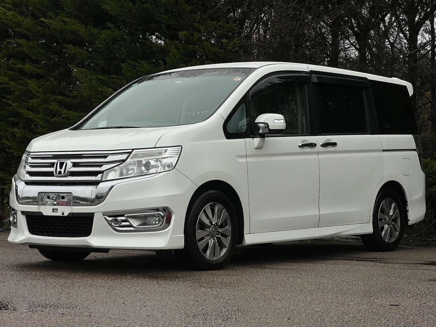 Used Honda Stepwagon 2014 for sale - 77762388: Photo 3