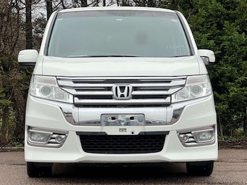 Used Honda Stepwagon 2014 for sale - 77762388: Photo