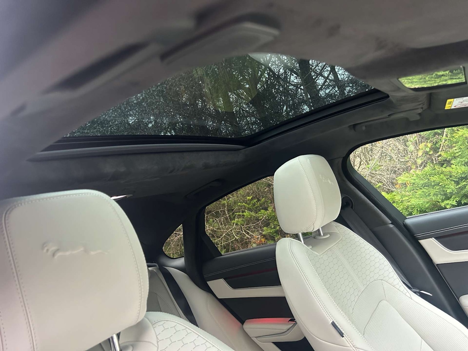 Used Jaguar XF 2024 for sale - 76933028: Photo 15