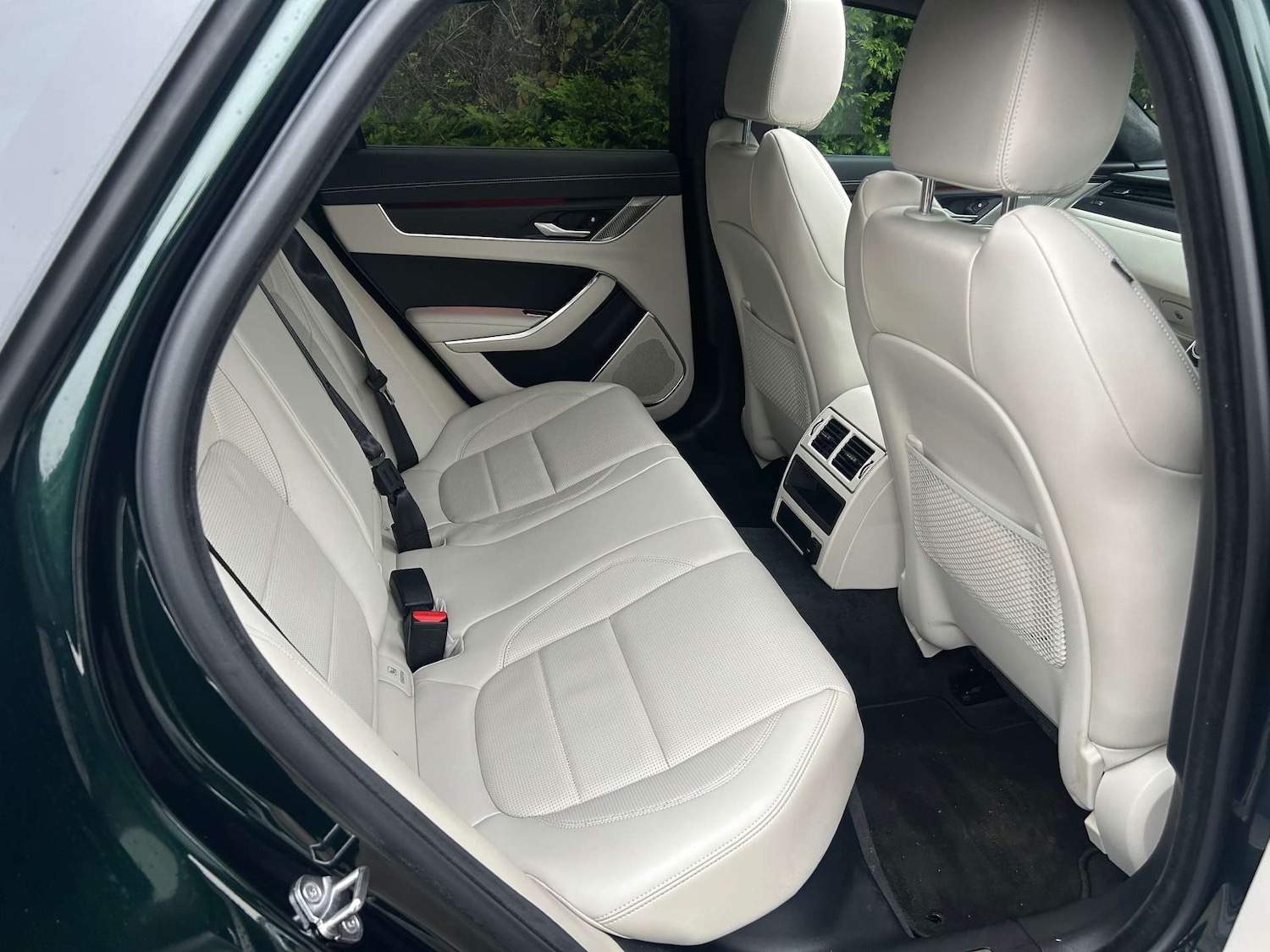 Used Jaguar XF 2024 for sale - 76933028: Photo 24