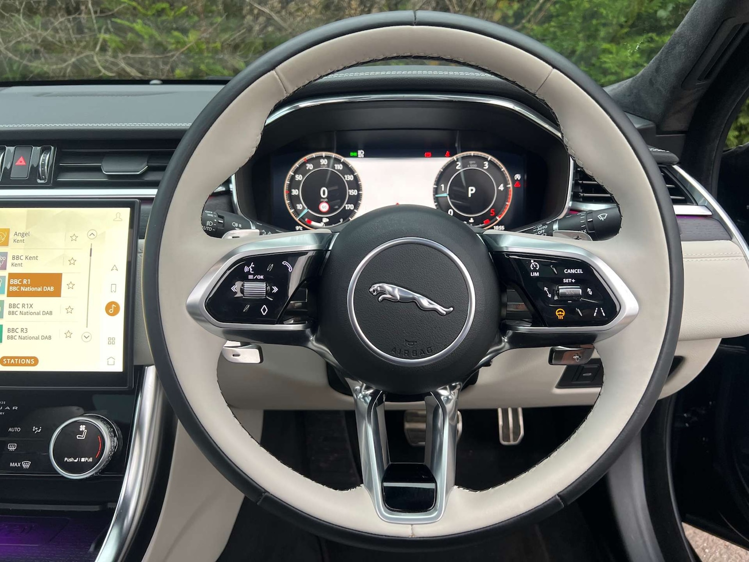 Used Jaguar XF 2024 for sale - 76933028: Photo 29