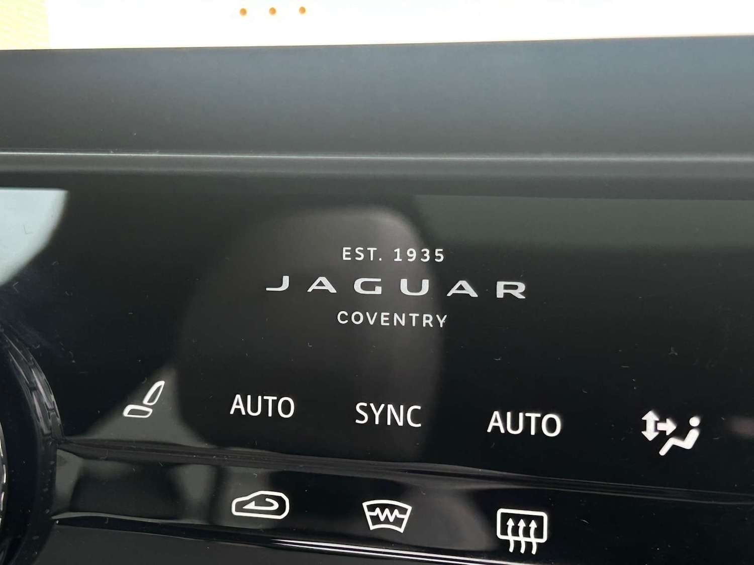 Used Jaguar XF 2024 for sale - 76933028: Photo 43