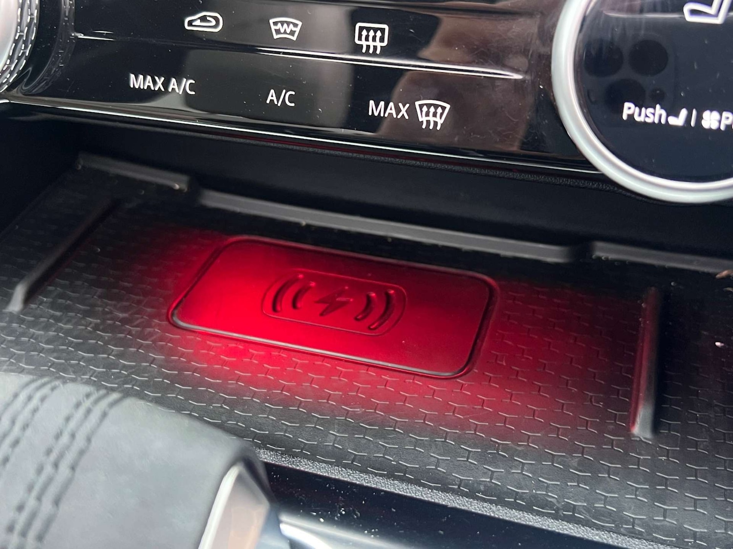 Used Jaguar XF 2024 for sale - 76933028: Photo 44