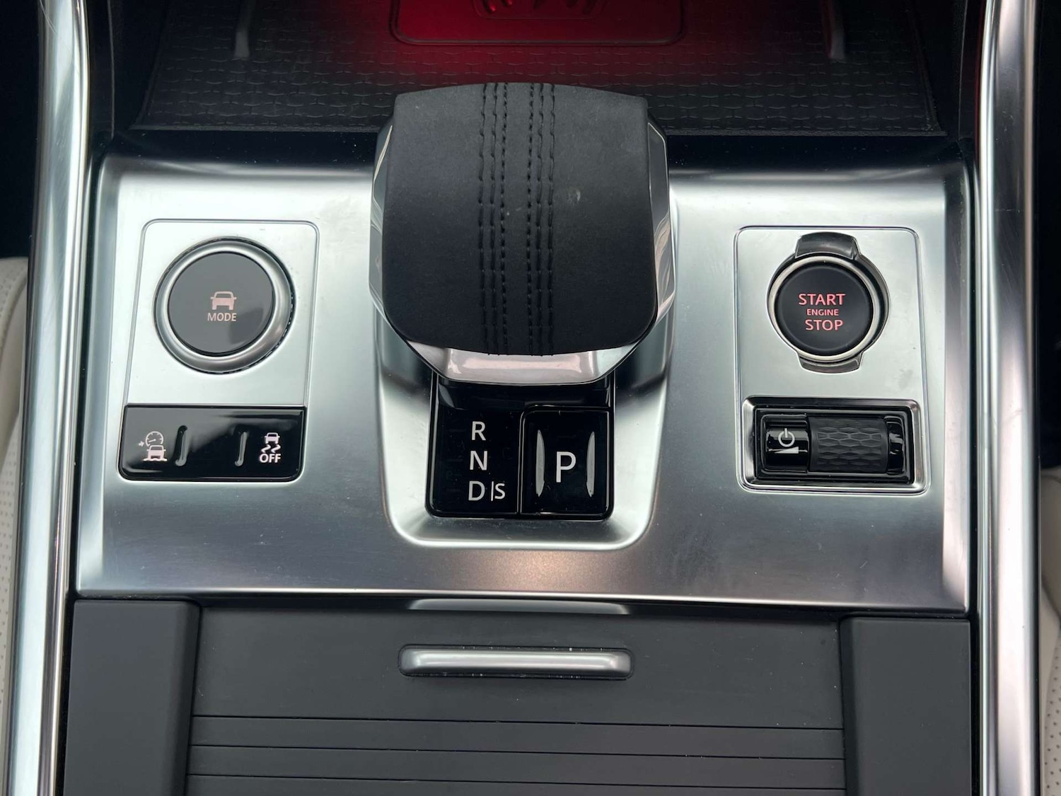 Used Jaguar XF 2024 for sale - 76933028: Photo 45