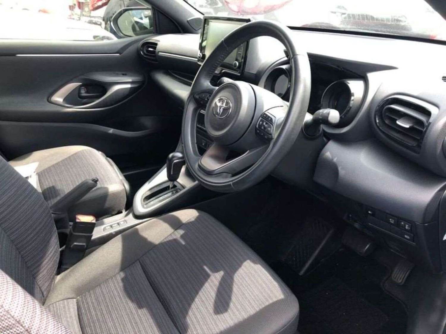 Used Toyota Yaris 2020 for sale - 76959834: Photo 11