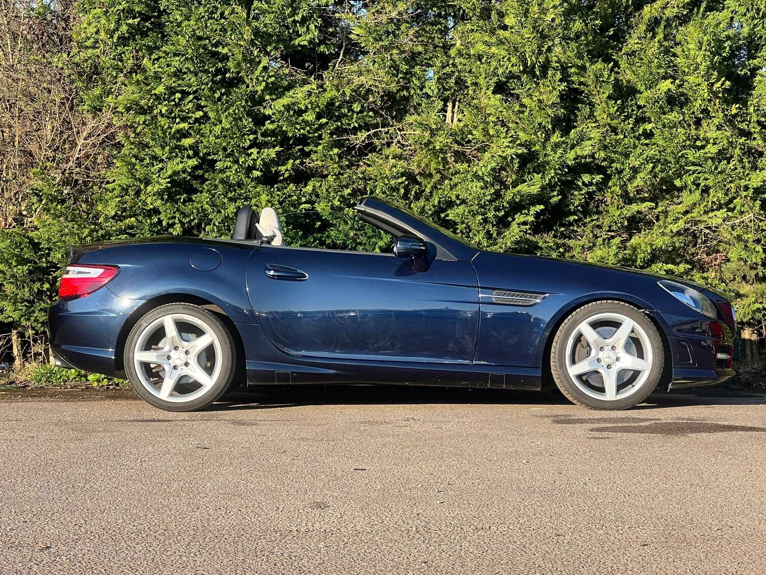 Used Mercedes-Benz SLK 2012 for sale - 77729013: Photo 9