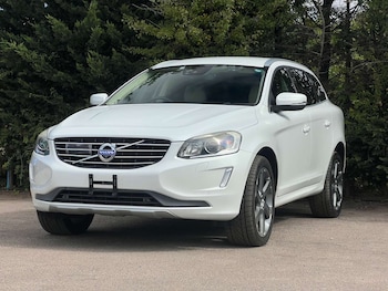 Used Volvo XC60 2015 for sale - 79437456: Photo
