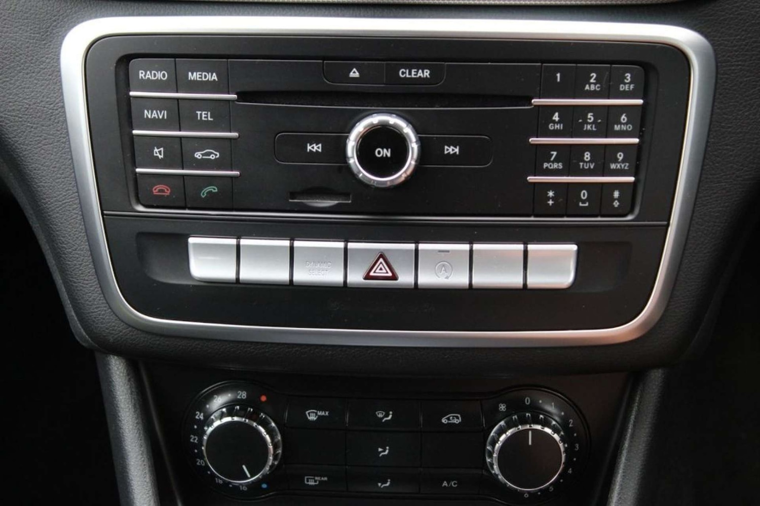 Used Mercedes-Benz GLA 2018 for sale - 76776842: Photo 34