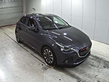 Used Mazda Demio 2015 for sale - 78176758: Photo