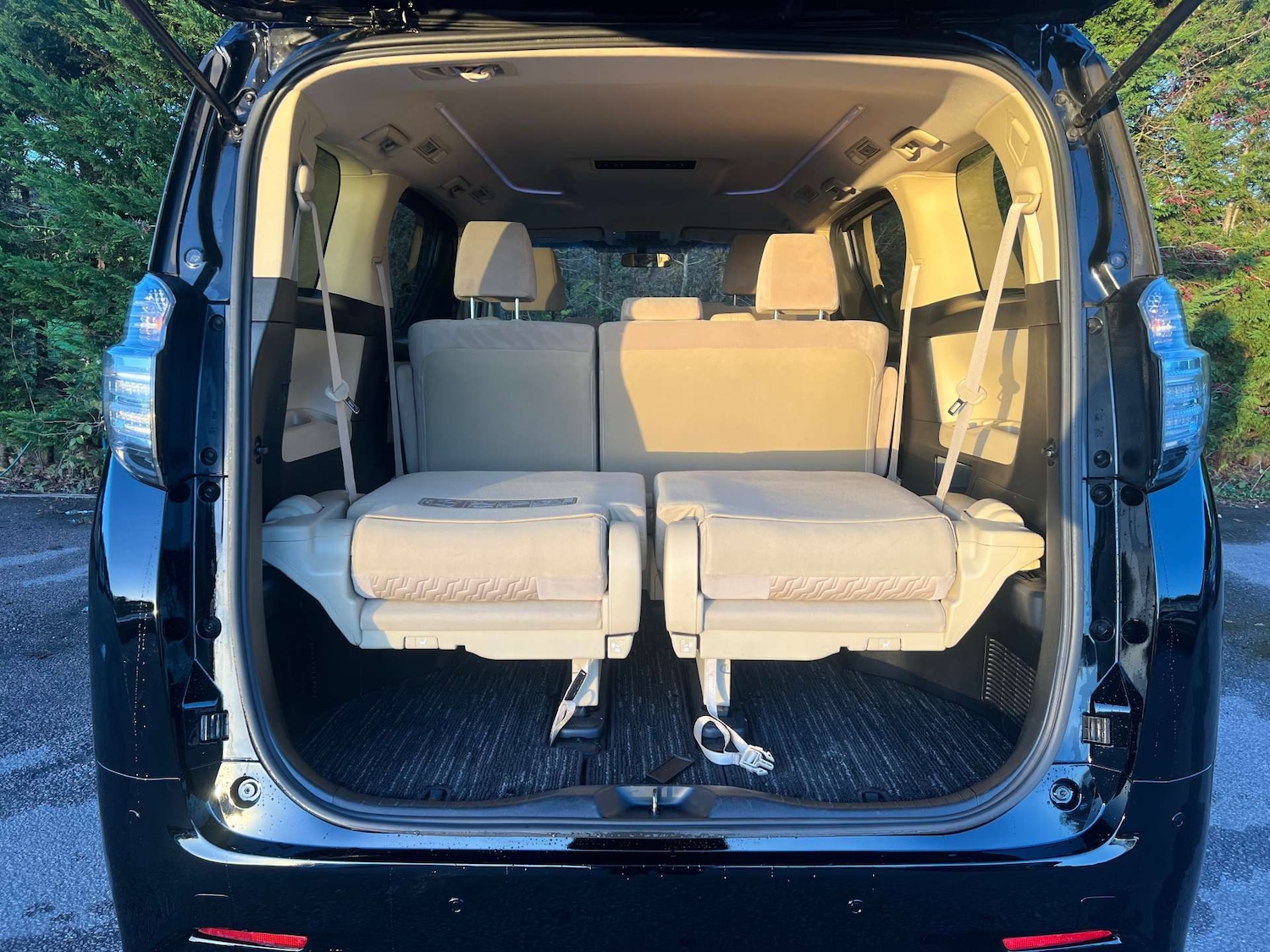 Used Toyota Vellfire 2015 for sale - 76830942: Photo 14