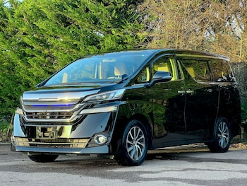 Used Toyota Vellfire 2015 for sale - 76830942: Photo