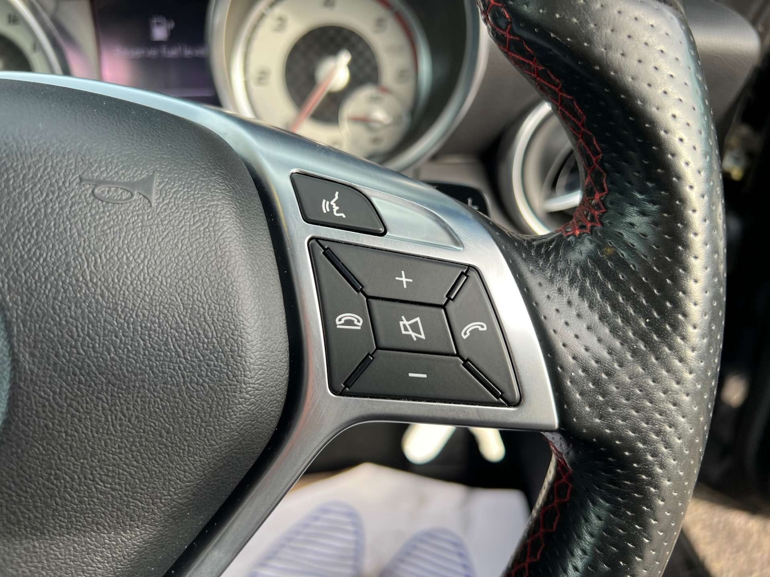 Used Mercedes-Benz SLK 2016 for sale - 76776904: Photo 27