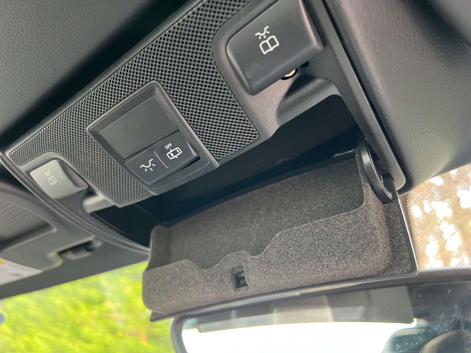 Used Mercedes-Benz SLK 2016 for sale - 76776904: Photo 47