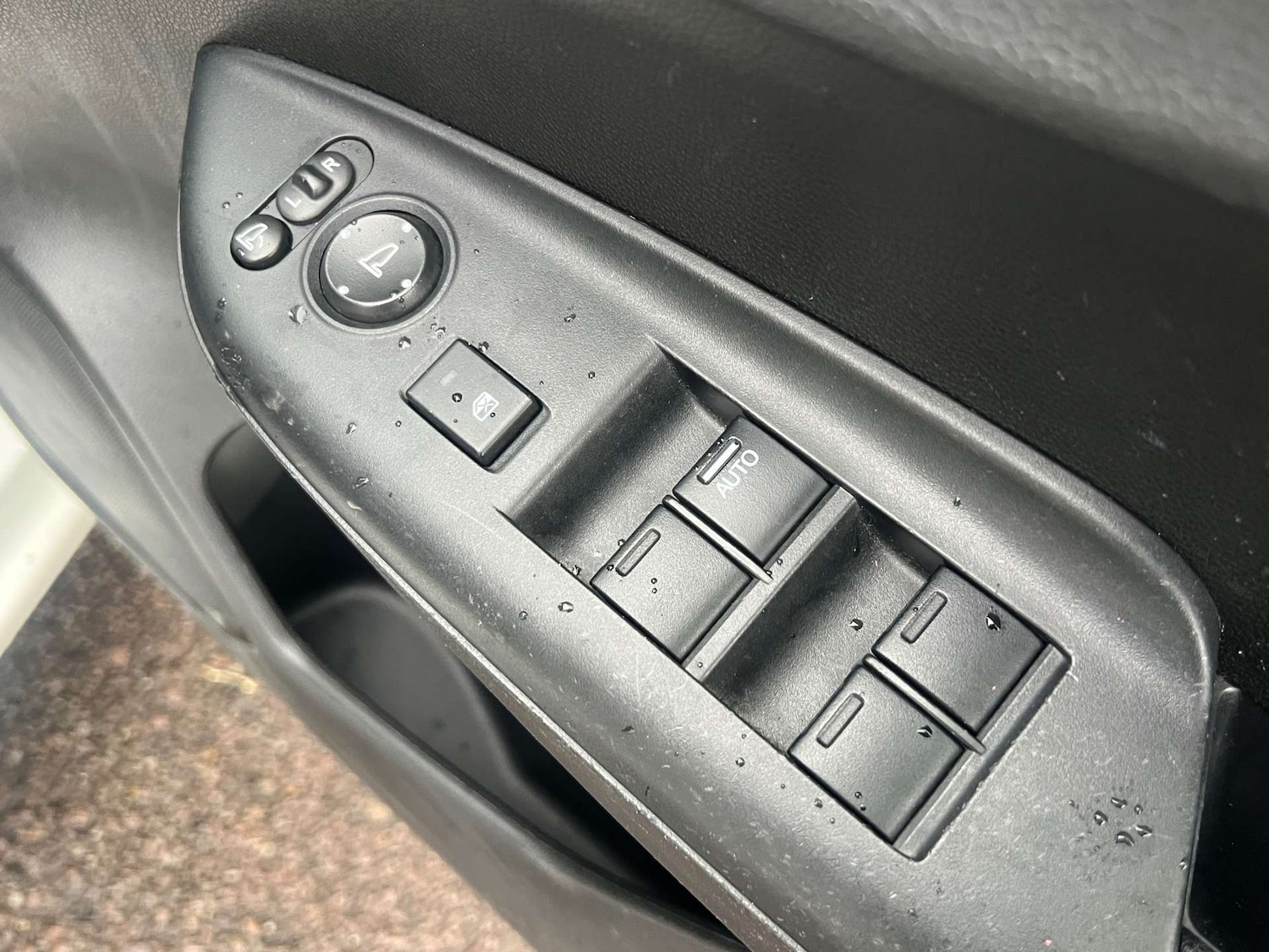 Used Honda Jazz 2015 for sale - 76980042: Photo 16