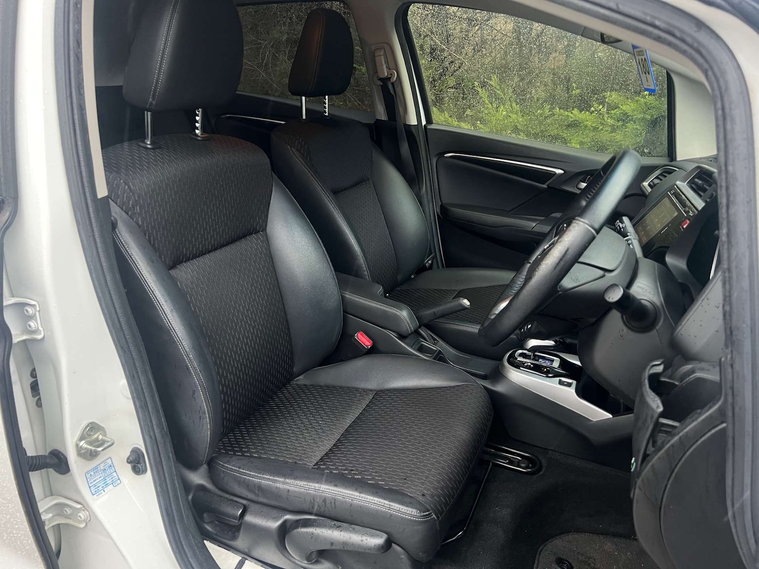 Used Honda Jazz 2015 for sale - 76980042: Photo 19