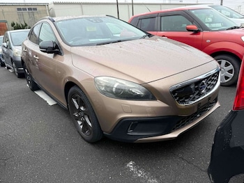 Used Volvo V40 2014 for sale - 77762346: Photo