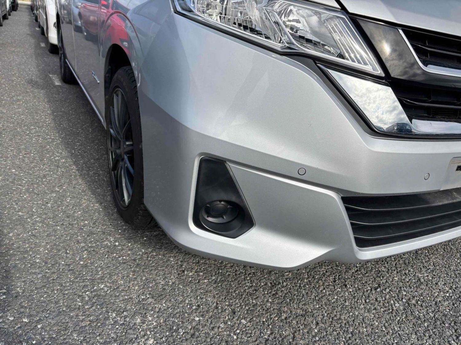 Used Nissan Serena 2016 for sale - 77762376: Photo 8