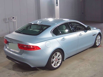 Used Jaguar XE 2016 for sale - 79437498: Photo