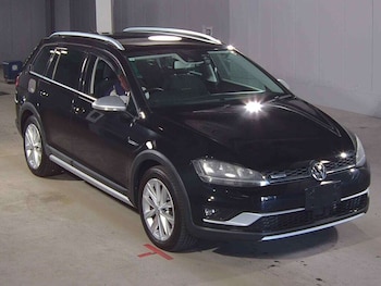 Used Volkswagen Golf 2015 for sale - 78570507: Photo