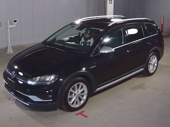 Used Volkswagen Golf 2015 for sale - 78570507: Photo